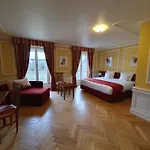 Château De Pourtalès