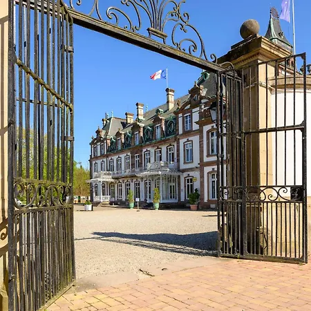 Chateau De Pourtales Отель