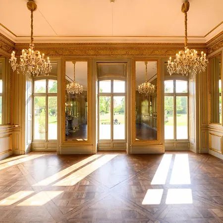Chateau De Pourtales 3*