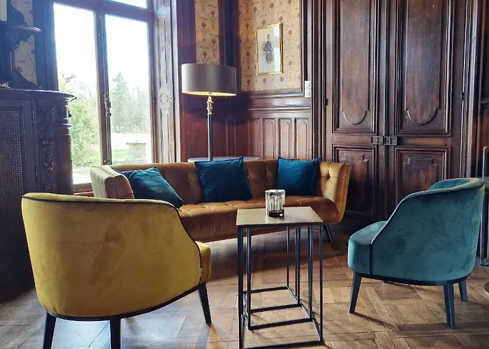 Chateau De Pourtales 3*