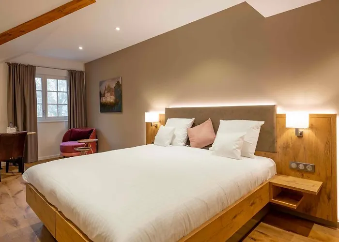 Chateau De Pourtales Szálloda 3*