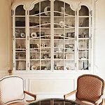 Hotel Chateau De Pourtales 3*