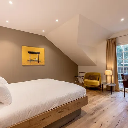 Chateau De Pourtales Hotel 3*